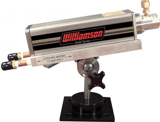 测温仪在企业实时温度监测中起到哪些作用